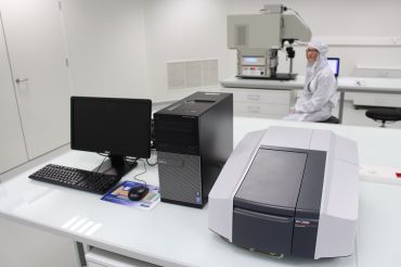 UV-vis Spectrometer - Shimadzu UV2600